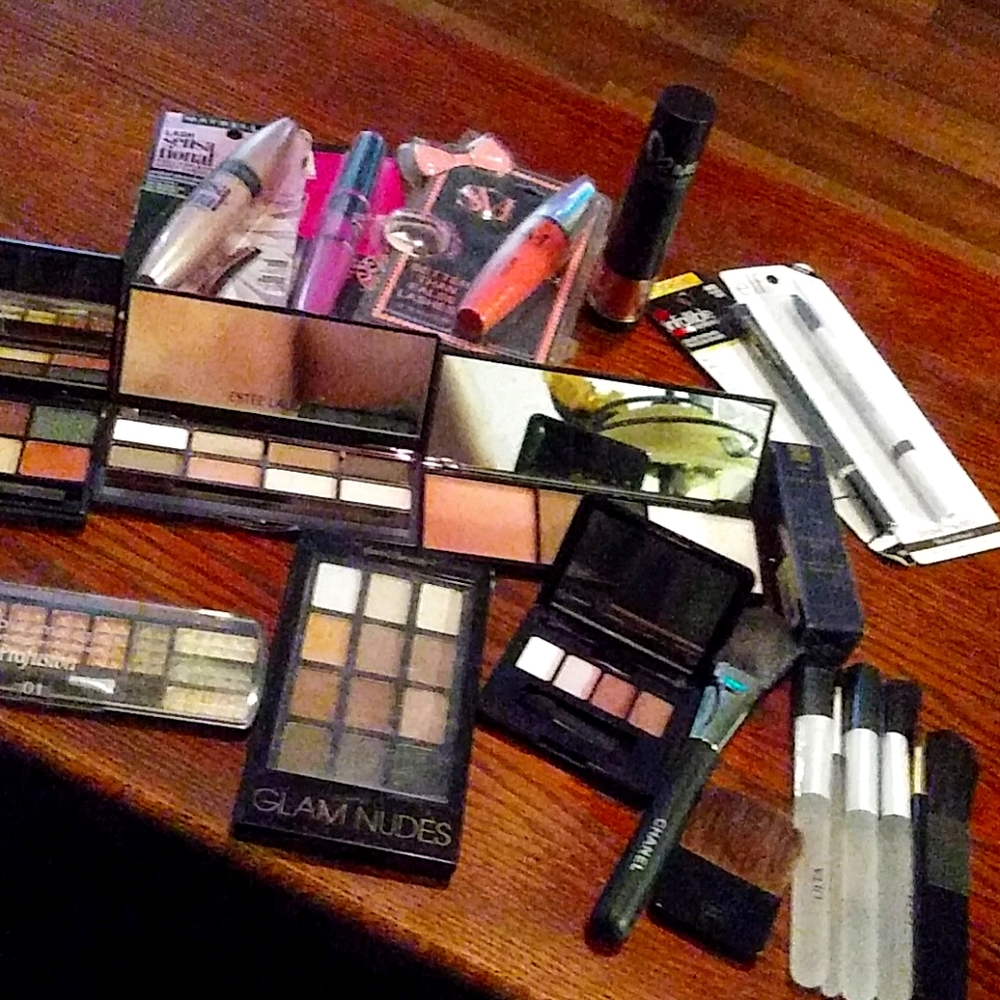 HUGE makeup lot